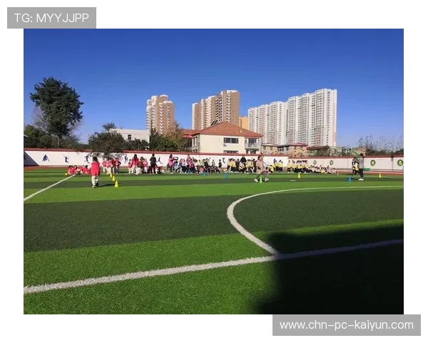 民间赛事借鉴专业转播经验,通过技术下沉激活基层体育传播。 民间赛事借鉴专业转播经验,通过技术下沉激活基层体育传播。