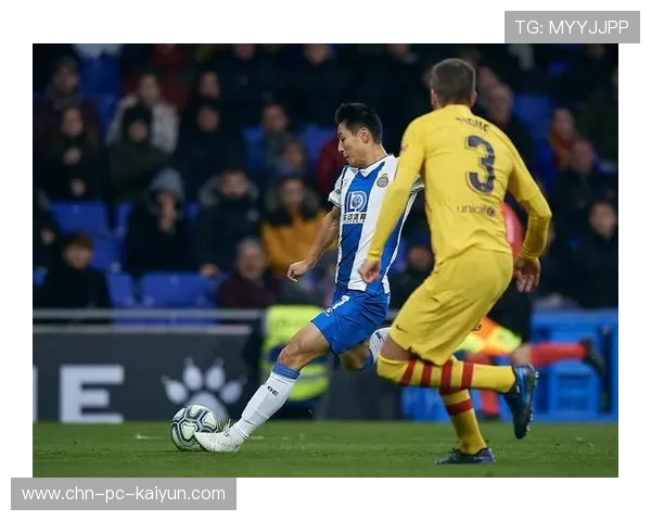 武磊绝平巴萨六周年，西班牙人球迷纪念经典